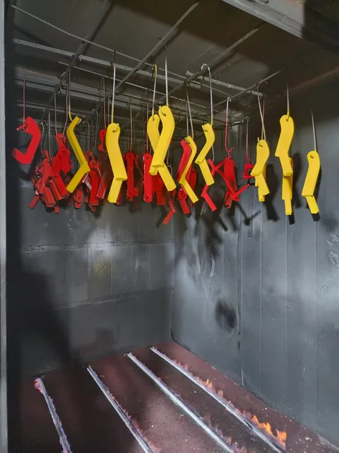 Pintura electrostática — trabajo realizado por A&T